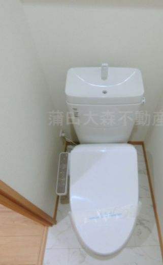 インベスト蒲田４５のトイレ|温水洗浄便座付きのトイレ