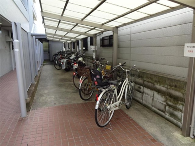 【玄関】 | シャンブル伊川