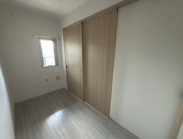 【寝室】LUMINOUS三国本町 