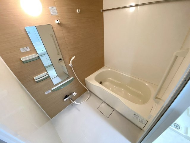 【浴室】エステムコート三宮駅前Ⅱアデシオン