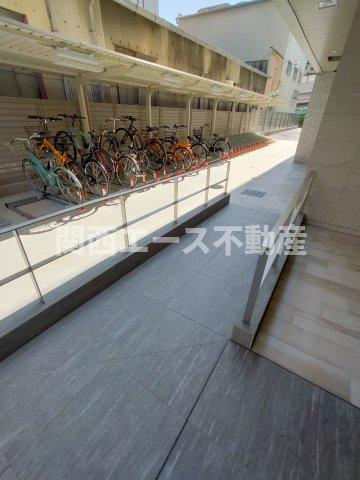 | グランカーサ高井田