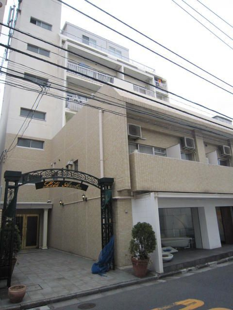 リッツ麻布の外観