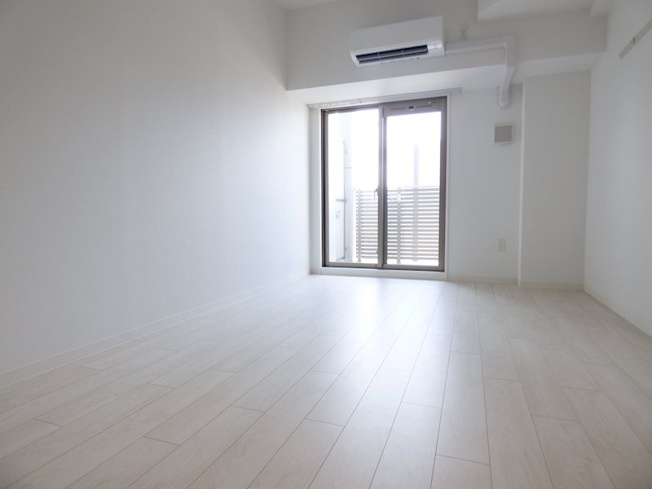 【居間・リビング】ParkBear大須