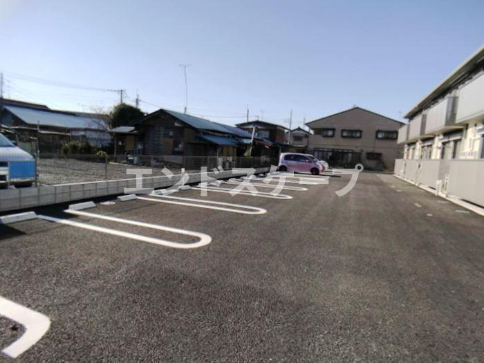 ディアレスト 桜の駐車場|高崎、前橋のお部屋探しはエンドスケープまで！お客様の理想お聞かせ下さい♪