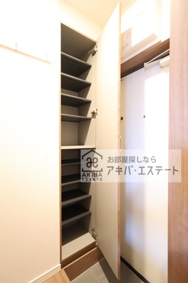 【玄関】 | REGALEST 土呂 プレミアム | 同一仕様写真