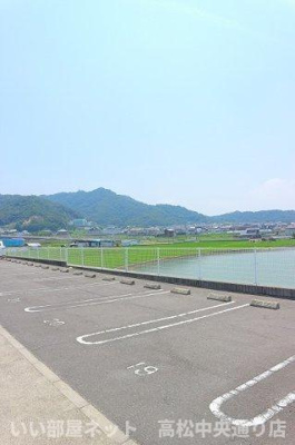 【駐車場】 | ラッキー　Ａ