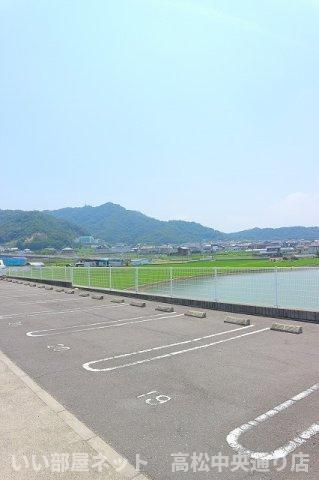 【駐車場】 | ラッキー　Ａ