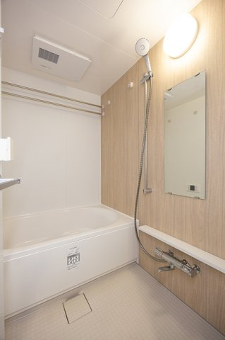 スカイグランデ津田沼の浴室|※写真は同タイプ住戸です。