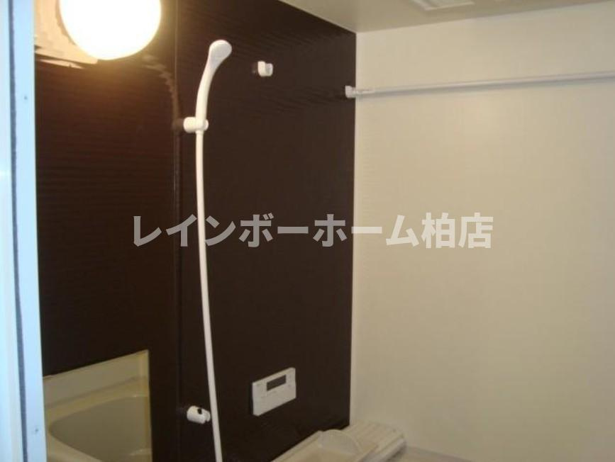 【仲介手数料：50％OFF】対象物件！の浴室|落ち着いた空間のお風呂です
