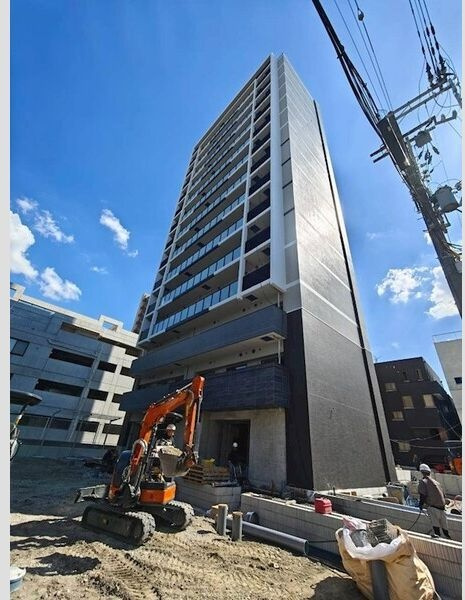 エスリード大阪セレスティアの外観