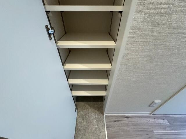 ロータス平和島Ｅａｓｔの玄関