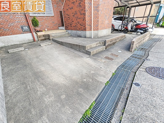 【駐車場】 | ビラ新瑞
