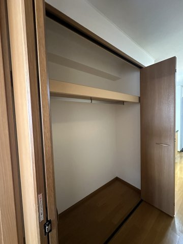 メゾン　ド　ビジェの収納