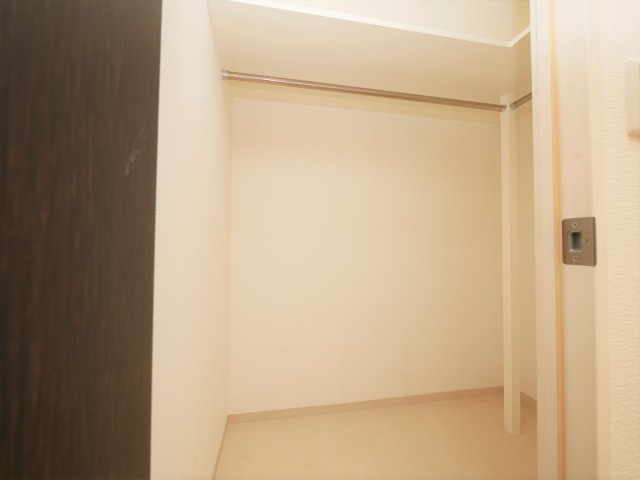 アプリーレ堺筋本町の収納