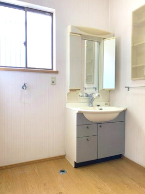  | 氷上町石生中古住宅1300万円