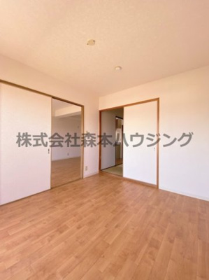 【洋室】 | 　プラウクリエイト | 使い勝手のいい洋室です