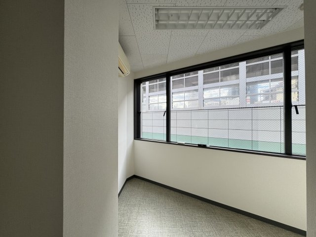 ATビルの内装