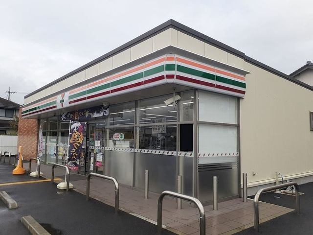 【周辺】 | プログレス | セブンイレブン旗ヶ崎７丁目店まで50m