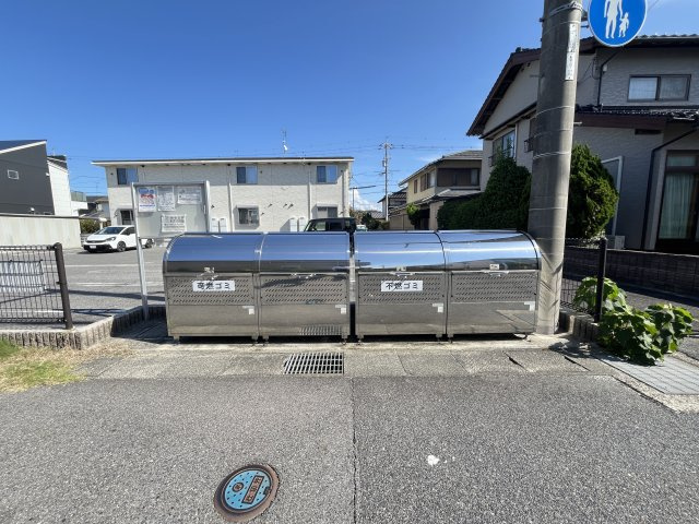 【駐車場】 | フレージュアルバ　Ｂ