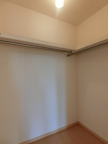 【収納】 | リバーサイド | イメージ写真202号室（反転あり）