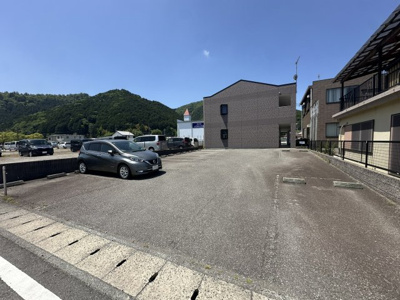 【駐車場】 | レスポワール