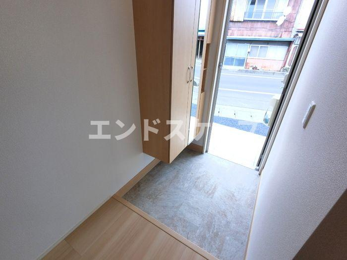 ラウレア平和町の玄関|高崎、前橋のお部屋探しはエンドスケープまで！お客様の理想お聞かせ下さい♪