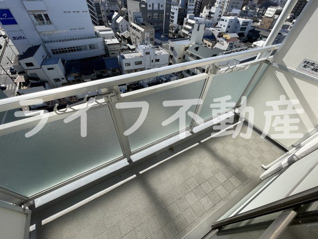 グランデージ今里のバルコニー|開放的で明るい空間を演出してくれるバルコニーです