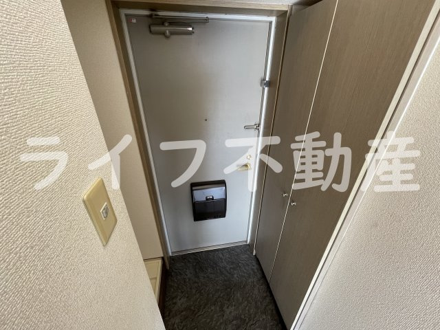 グランデージ今里の玄関|毎日通る玄関はこちらです