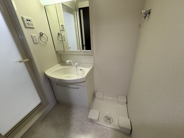 エル・セレーノ石屋川のトイレ|同物件別部屋写真