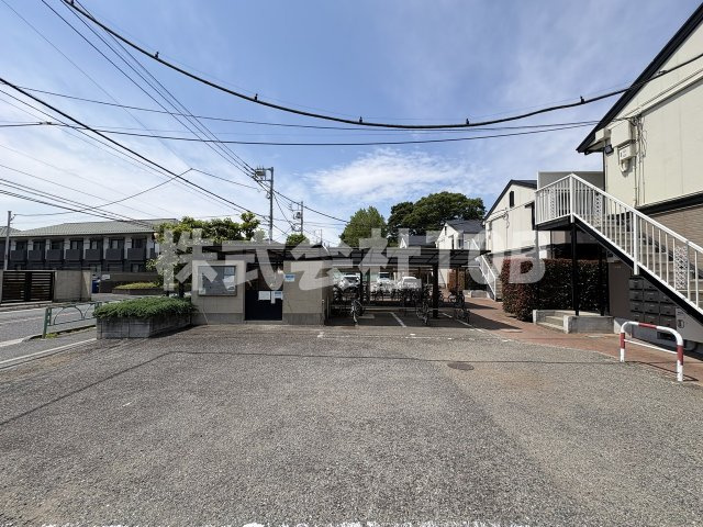 【その他共用部分】 | ドルフ北烏山D棟 | ゴミ捨て場　駐輪スペース