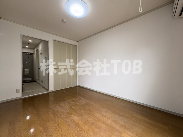【洋室】 | ドルフ北烏山D棟 | 洋室6帖※クリーニング完了前※
