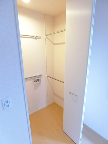 【収納】 | シャルム総持寺