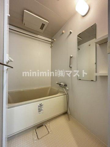 フォレステージュ北堀江の浴室