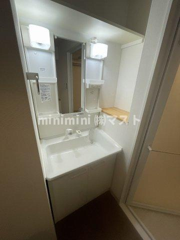 フォレステージュ北堀江の洗面所|※別号室参考写真