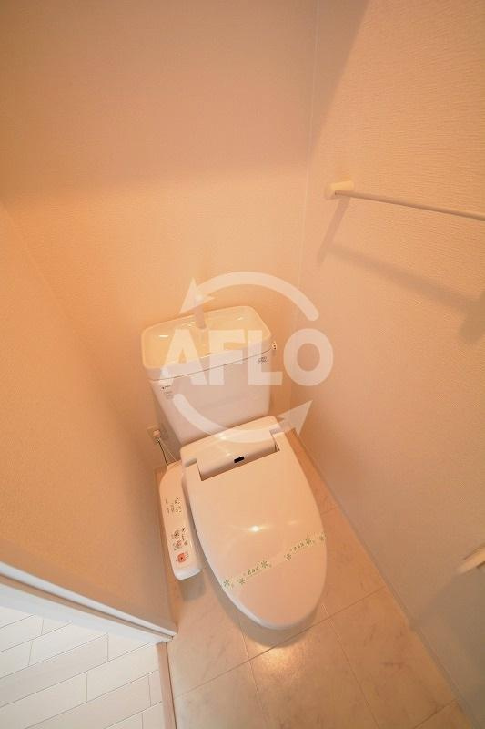コスモリード谷町六丁目のトイレ|ドゥーエ谷町　ウォシュレット付