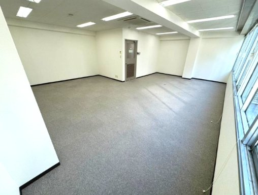 瓦町浪速ビルの内装