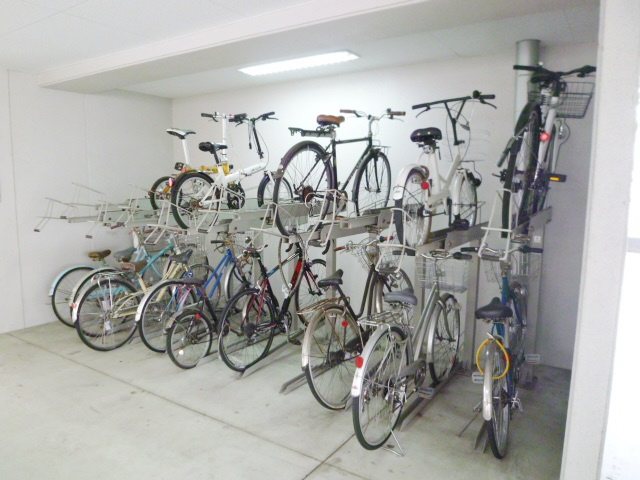 【その他共用部分】 | REGALO桜本町 | 自転車置き場