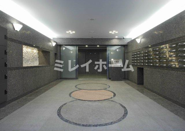 ルーブル羽田萩中のロビー