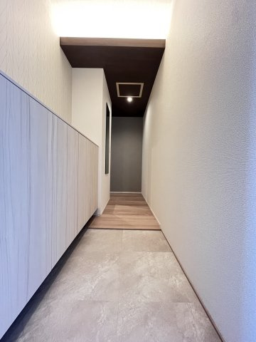 大阪市城東区永田２丁目の賃貸マンションの玄関
