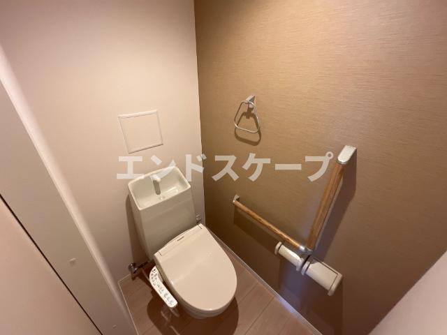 ユニヴァリィ　ヒロのトイレ|シャワー付トイレ
高崎、前橋のお部屋探しはエンドスケープまで！お客様の理想お聞かせ下さい♪