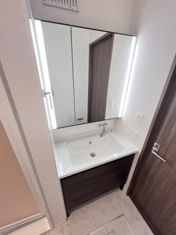 大阪市城東区永田２丁目の賃貸マンションの独立洗面台