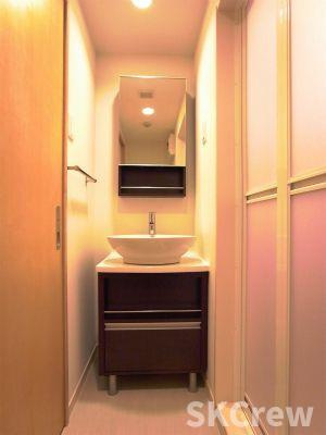【独立洗面台】 | サンローヤル | 別号室の写真です