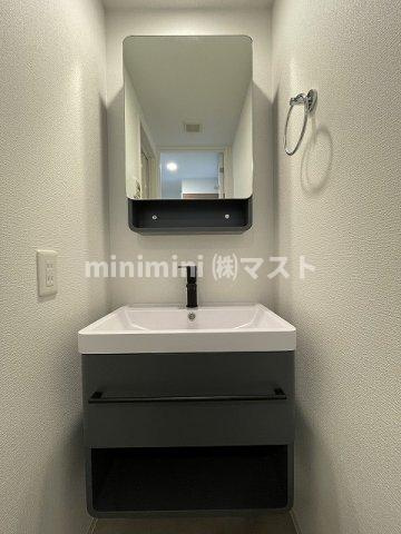 セレニテ阿波座ミラクの洗面所