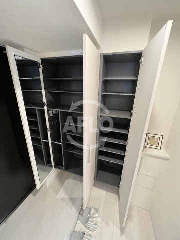 シーズンフラッツ新町の収納|シーズンフラッツ新町　シューズボックス