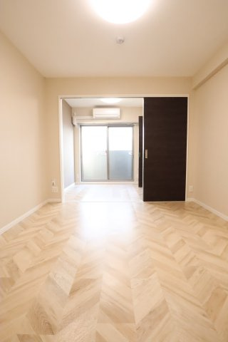 大阪市城東区新喜多東１丁目の賃貸マンションの洋室
