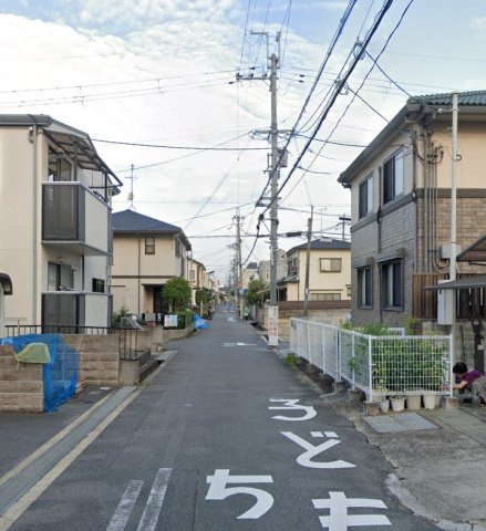 イーグルキューブの周辺