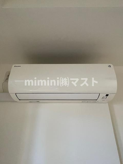 クロスレジデンス大阪新町の外観
