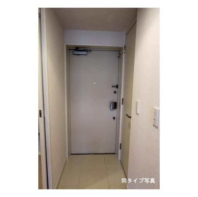 コンフォリア東池袋ＥＡＳＴの玄関