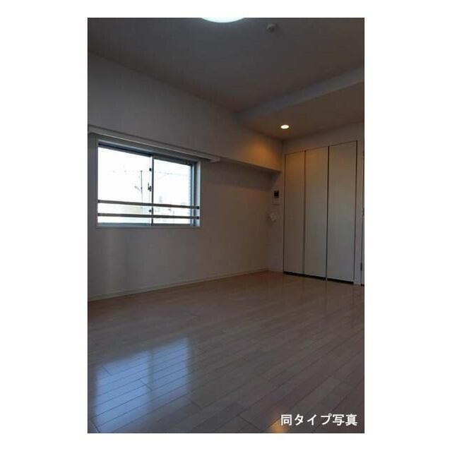 コンフォリア東池袋ＥＡＳＴの居間・リビング