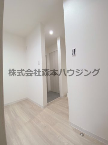 【内装】 | 　スリール萱島東 | 明るい室内です
